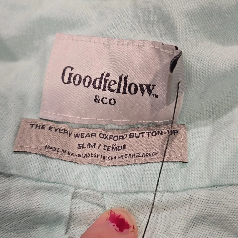 Goodfellow & Co new button